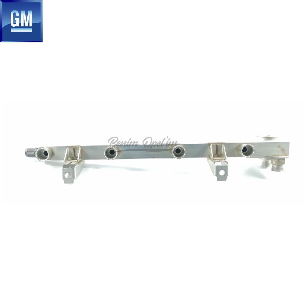 Fuel Spray Duct X14XE/C16SEL/X16XEL/Z16XE Opel Astra G, Zafira A, Vectra B GM Genuine 817714 - 90573801