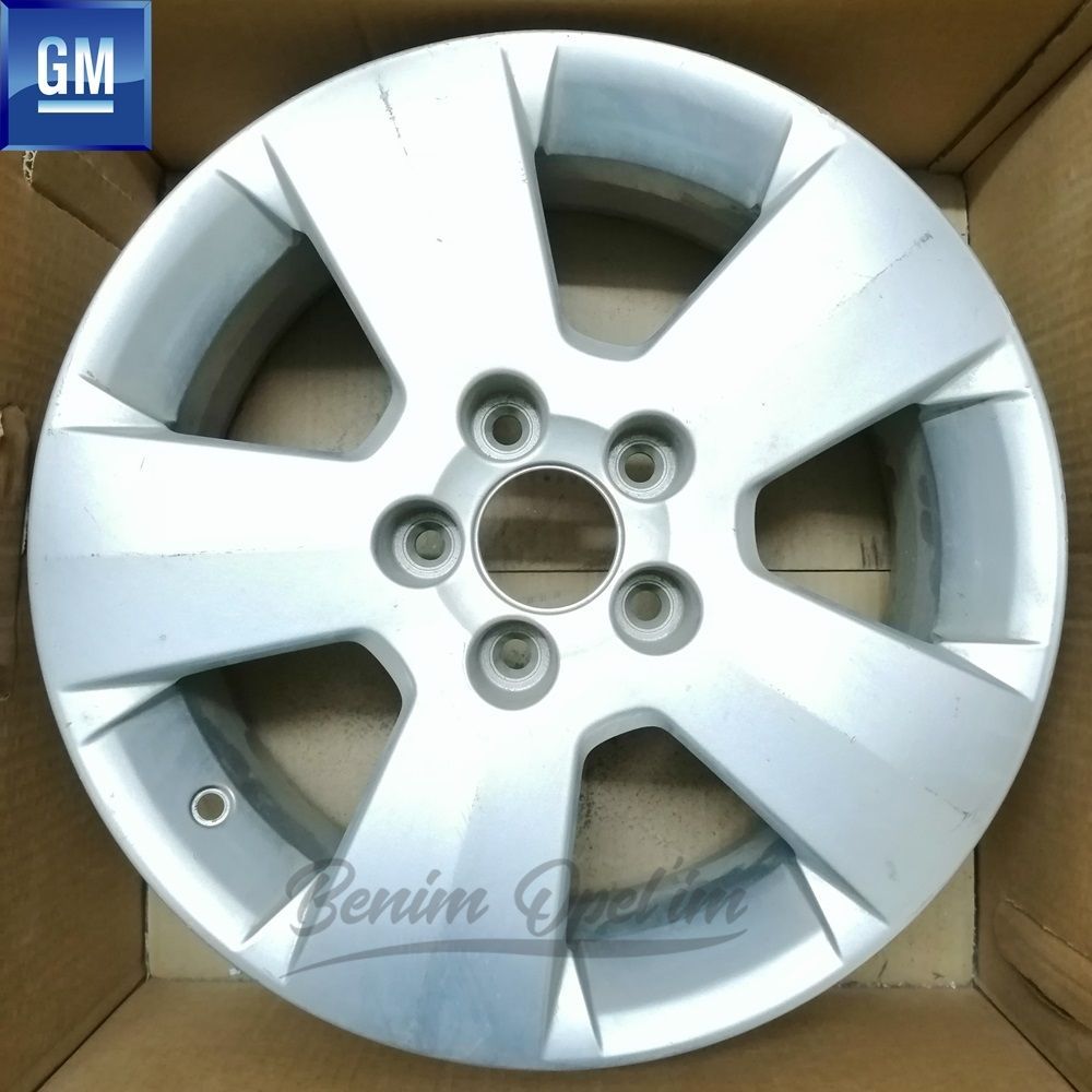 Product Code : 1002072 - Opel Vectra C, Signum Steel Rim Silver Grey 6 1/2Jx16 16 Inch 5 Bolt Code: ET41, TL 1 Piece Price GM Genuine 1002072 - 9179595