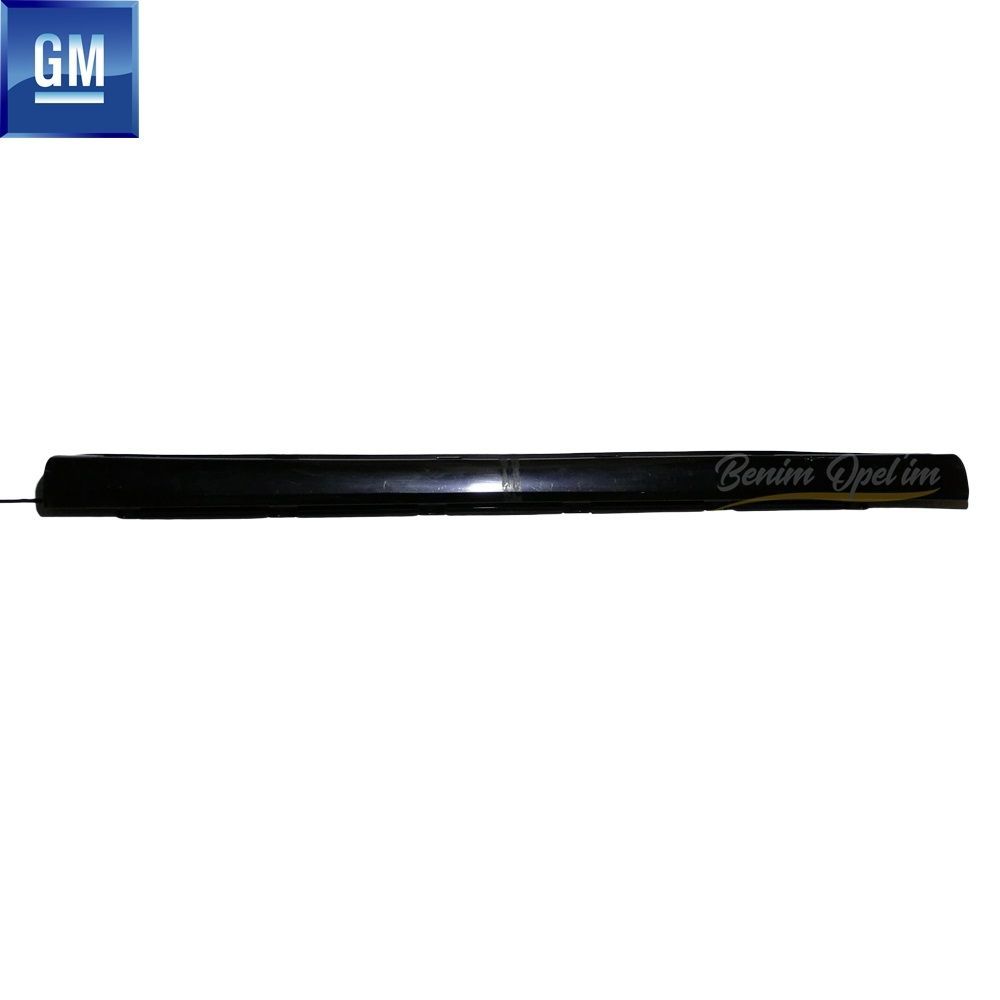 Product Code : 5164614 - Opel Vectra C Right Front Rocker Panel Liner GM Genuine 5164614 - 13215842