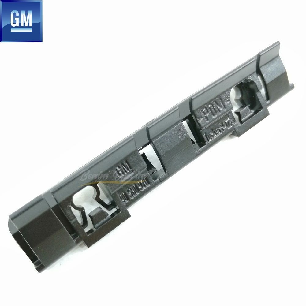 Product Code : 188581 - Opel Zafira A Roof Slat Clip Right Left Compatible GM Genuine 188581 - 90580920