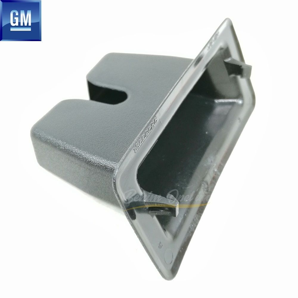 Product Code : 13509528 - Rear Boot Lock Bottom Striker Chevrolet Cruze, Opel Astra J, Insignia A GM Genuine 13509528 - 13501990