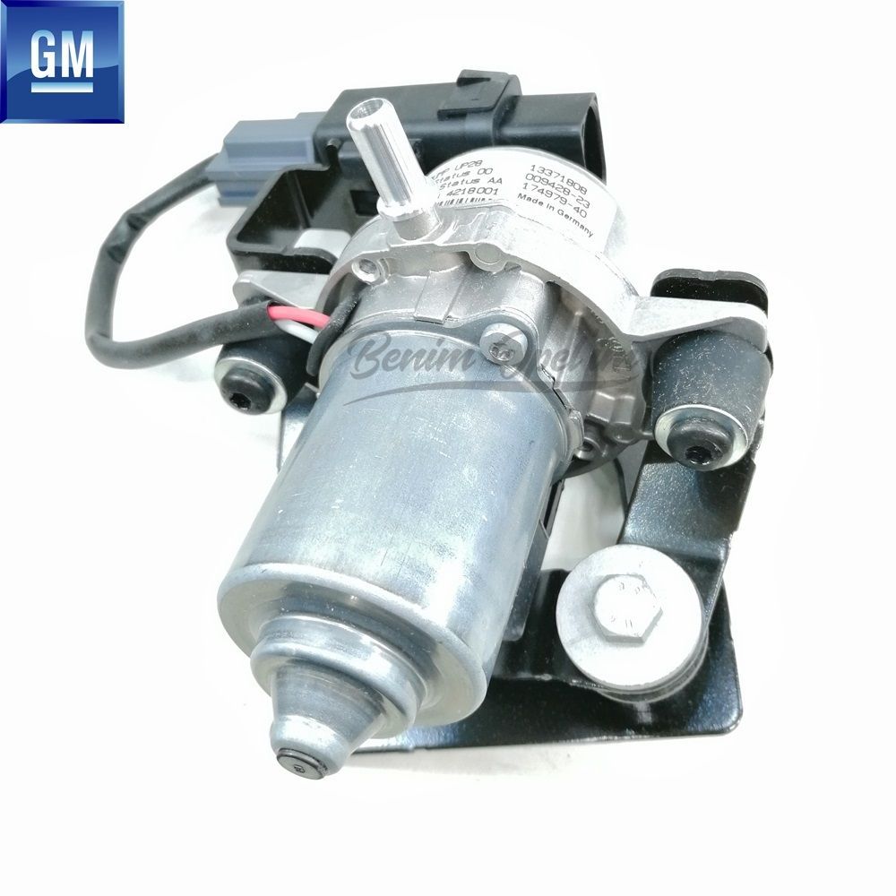 Opel Corsa D Brake Vacuum Pump GM Genuine 545170 - 13371808