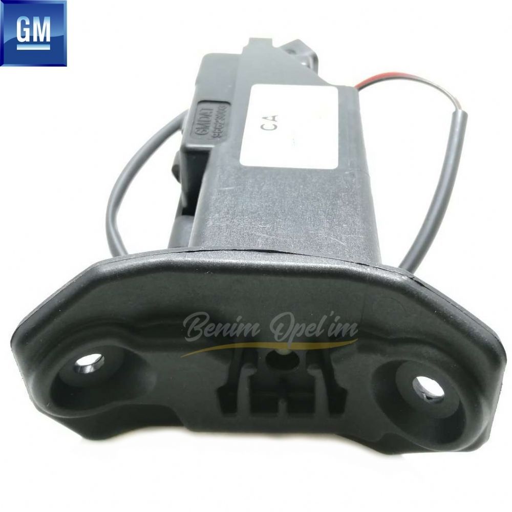 Product Code : 96623001 - Chevrolet Captiva C140 Fuel Tank Cover vs GM Genuine 96623001 - 96623003