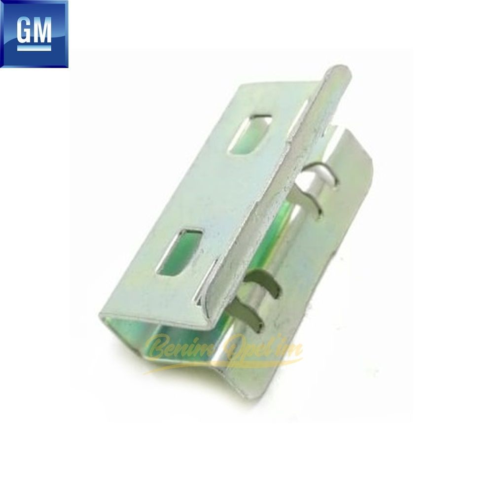 Product Code : 154923 - Window Edge Spacer Clip Opel Vectra B, Astra G, Zafira A GM Genuine 154923 - 90503290