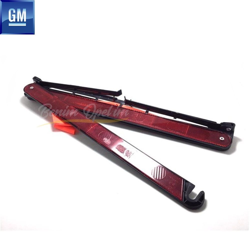 Product Code : 93199657 - Opel and Chevrolet Triangle Reflector GM Original 1716531 - 9162908 Compatible with All Models