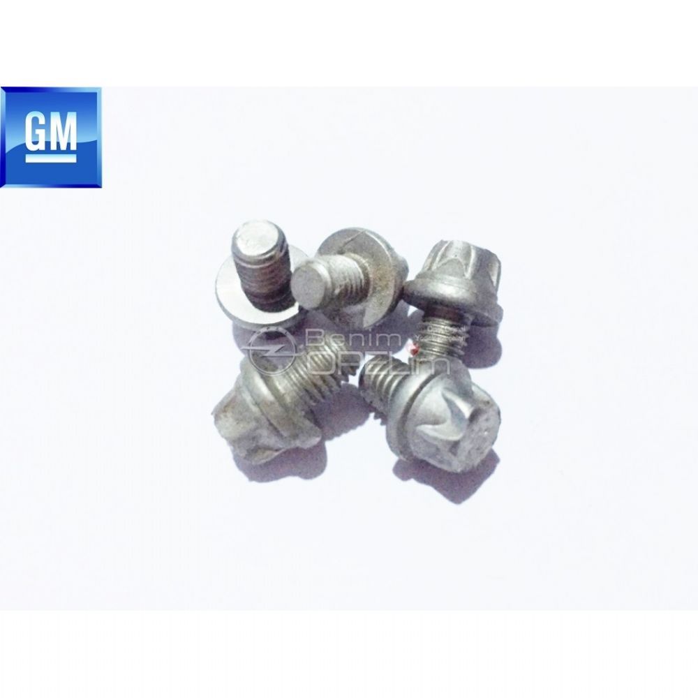 Product Code : KOD0140 - Hexagon Head M6X8 Bolt GM Original