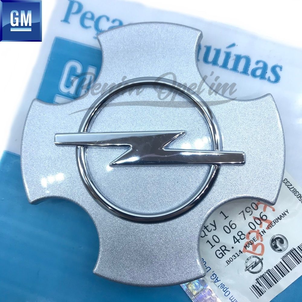 Product Code : 1006790 - 4 Bioned Wheel Hub Silver Grey 14, 15, 16 Inch Opel Astra F G, Corsa B C, Combo C, Meriva A, Vectra B C, Zafira A, Calibra, Tigra A 1 Piece Price GM Genuine 1006790 - 90496305