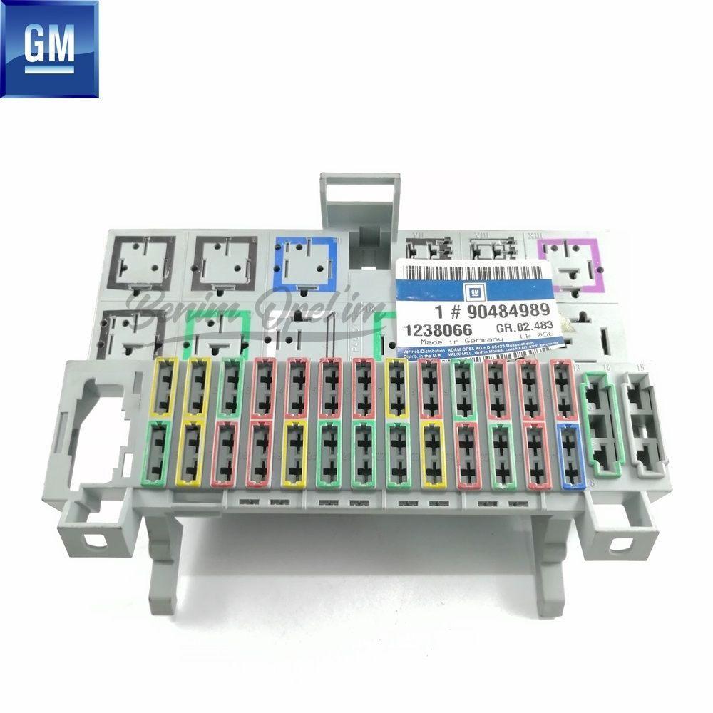 Product Code : 1238066 - Opel Astra F Fuse Box GM Genuine 1238066 - 90484989