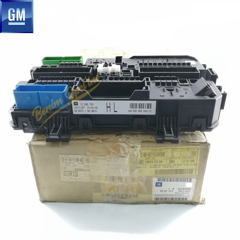 Product Code : 1237177 - Opel Zafira B, Astra H Rear Fuse Box (Hl) GM Genuine 1237177 - 93184968