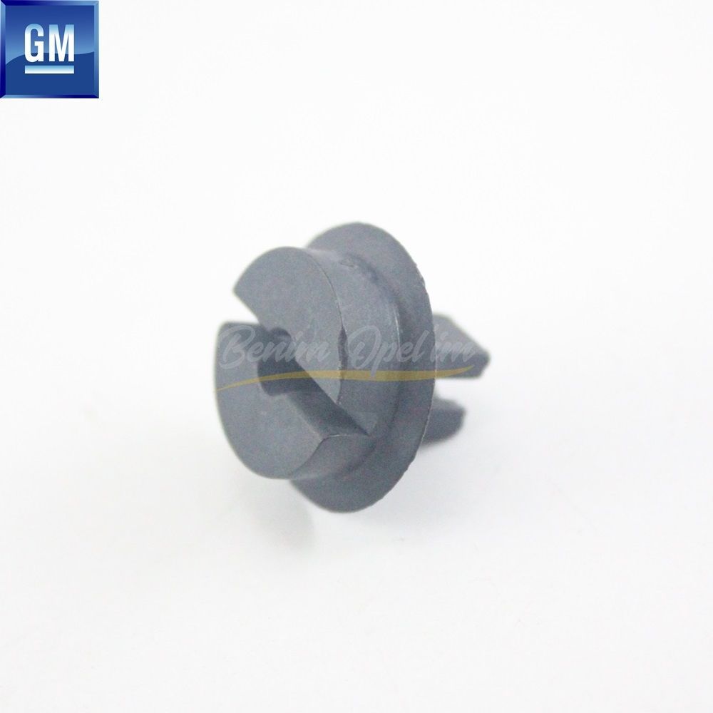 Rear Bumper Number Plate Anchor Plastic Nut Opel Astra F, Frontera A, Omega A, Vectra A GM Genuine 1190970 - 90053803 - 90053803