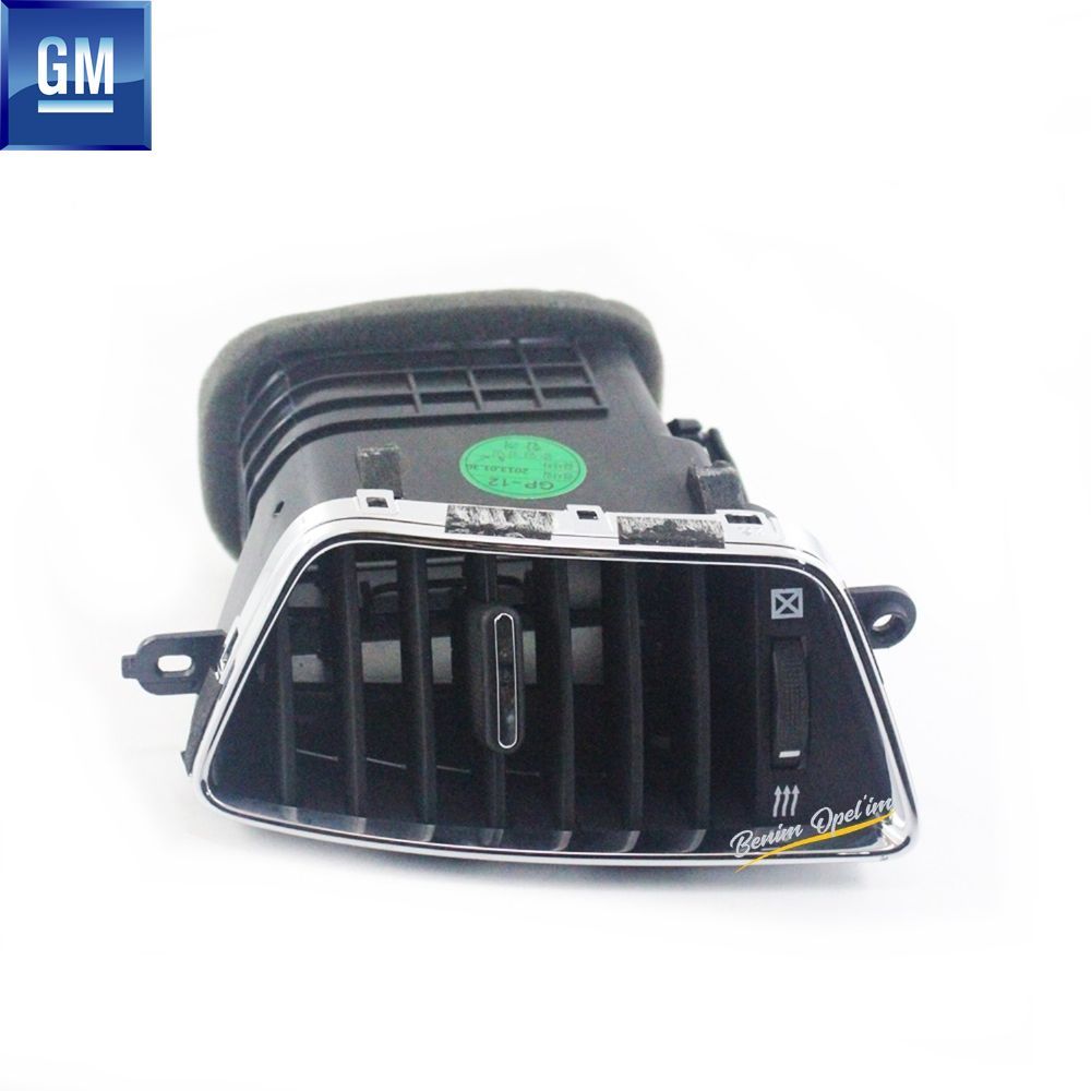 Chevrolet Captiva C140 Vent Grille Centre Right GM Genuine 96962074