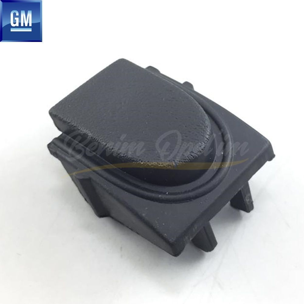 Product Code : 4500425 - Opel Movano A, Renault Master Bonnet Cover Black (Bracket) GM Genuine 4500425 - 9160725