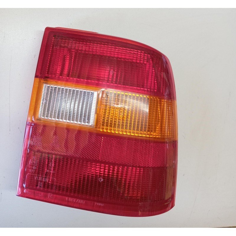 STOP LAMBASI SAG 88-93 VEC-A