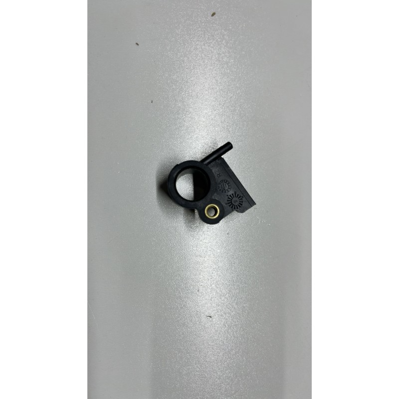Ürün Kodu : 530503 - ABS SENSÖR BRAKETİ,SAĞ VEC-A/,AST-F/C.PLASTİK
