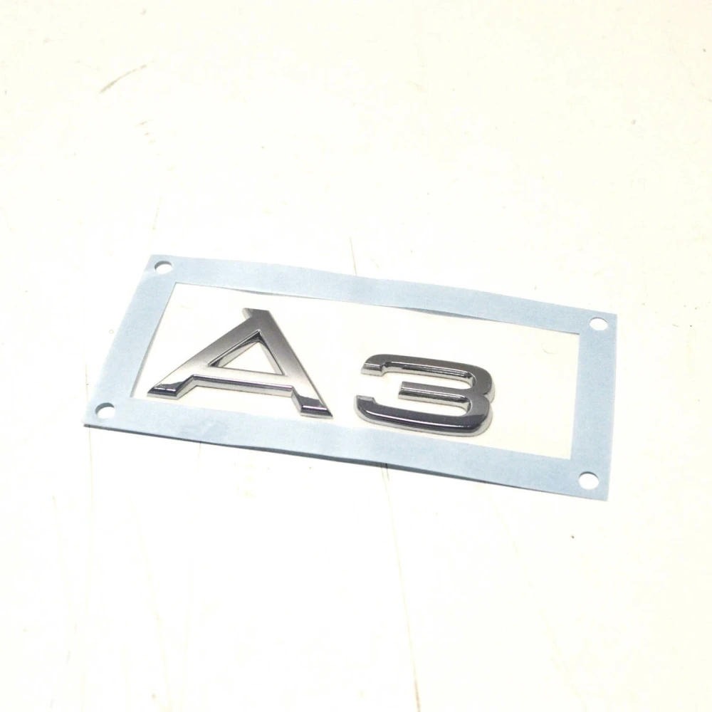 Audi A3 8P Arka Bagaj Yazısı
