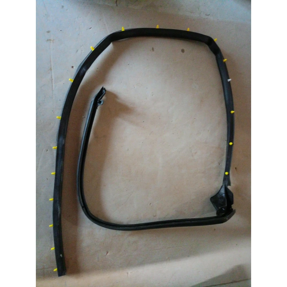 9829769880 Orijinal Arka Sol Alt Kapı Toz Fitili Opel Corsa F, Peugeot 208 Uyumlu 2019 Sonrası