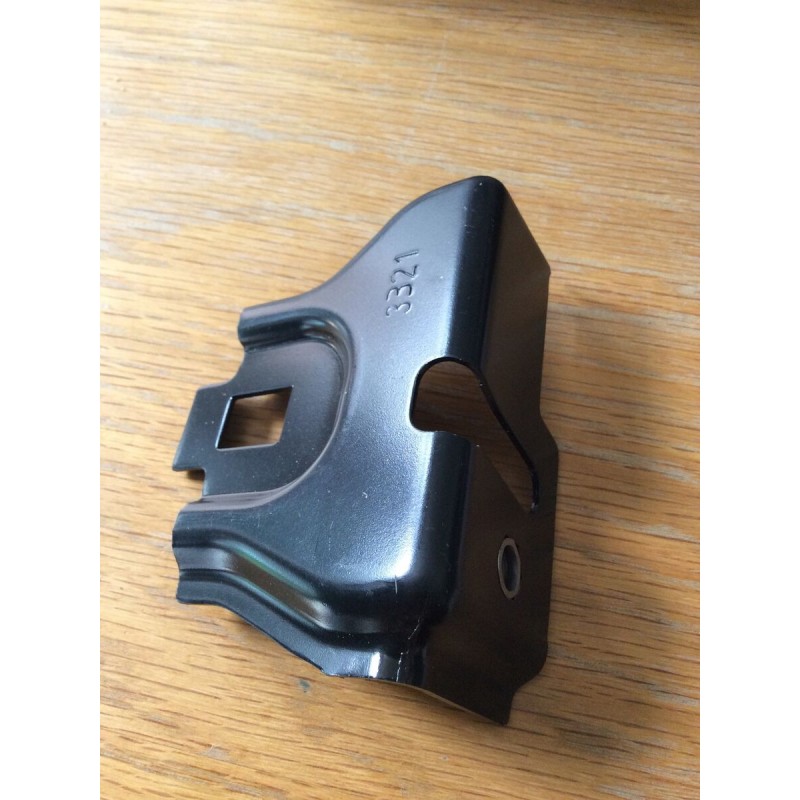 Peugeout 208 Sol Ön Tampon Braketi 9842473380