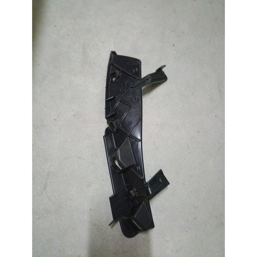 Peugeot 508 Sağ Far Braketi