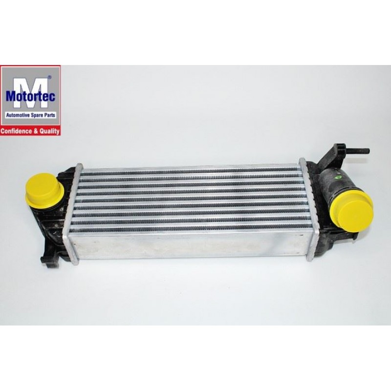Ürün Kodu : RNT0623 - TURBO RADYATÖRÜ (INTERCOOLER) KLİPSLİ - GEÇMELİ RENAULT KANGOO III 1,5 DCİ